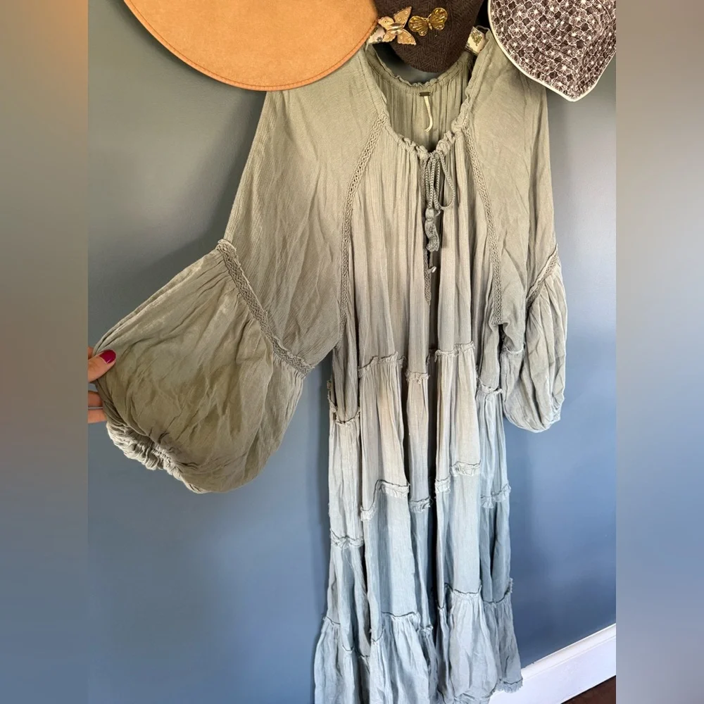 Free People in the moment midi Maxi Dress sage green sz medium - Picture 5 of 10